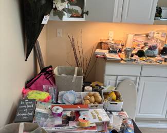 CRAFTING ROOM