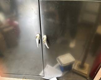 METAL STORAGE CABINET