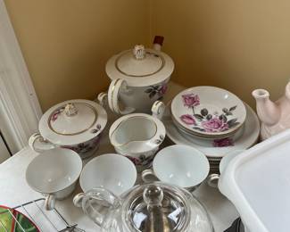 KITCHEN ITEMS