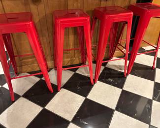 4 BARSTOOLS