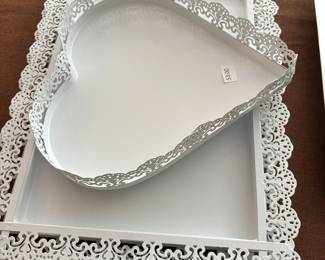 SERVING ITEMS