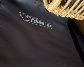 CORN HOLE