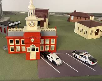 N SCALE TOWN HALL