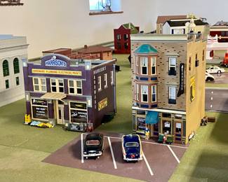 HARRISON’S HARDWARE, WOODLAND SCENICS N SCALE STRUCTURE JW COBBLER