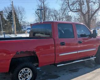 2005 GMC sierra 2500 hd crew cab Pickup 4D 6 1/2 ft