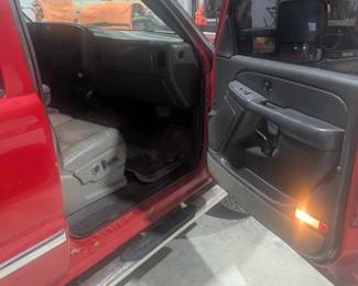 2005 GMC sierra 2500 hd crew cab Pickup 4D 6 1/2 ft