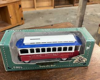 ERTL Anheuser Busch Trolley Car Bank