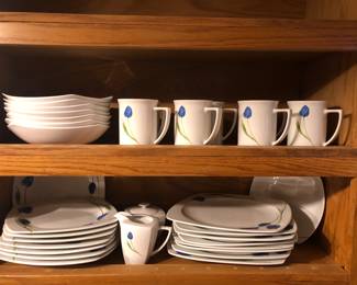 Studio Nova Blue Rhapsody dish set
