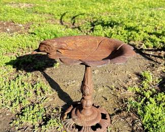 Iron Bird Bath