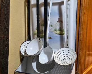 Enamelware Strainers And Ladles With Handpainted Rack/Holder