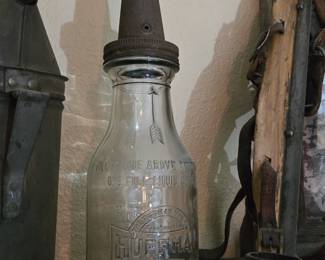 Huffman Embossed Quart Glass Oil Bottle With Cone Top Metal Lid