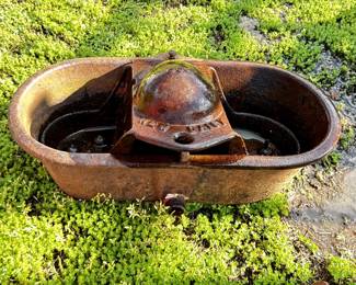 New Daisy Cast Iron Hog Water Trough