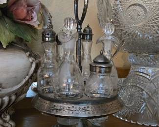 Oil And Vinegar 5 Piece Cruet Set With Caddy