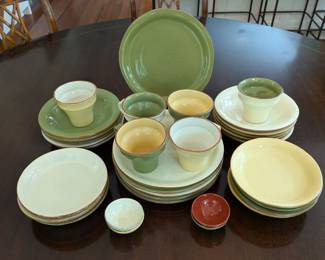 Nice set of Vietri (Italy) "Cucina Fresca" dinnerware. Don't fret, there are also some serving pieces available!