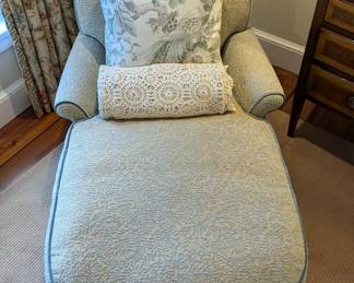Custom-ordered chaise lounge, with Chenille velvet upholstery, contrast piping, by Lee Jofa and down-stuffed pillow.