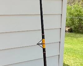 Shakespeare 2 pc Ugly Stick Surfpole BWS 1100 10’ (3.0 m) Medium Heavy Action