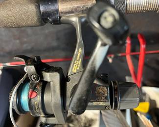 Shimano 1000 ball bearing graphite real