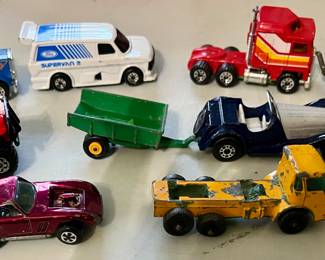 Vintage Hot Wheels, Matchbox, Tootsie toy cars
