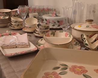 mama estate sale desert rose
