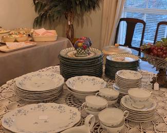 mama estate sale china blue white