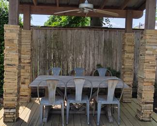 outdoor table and chairs