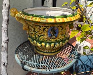 Gorgeous Italian large planter