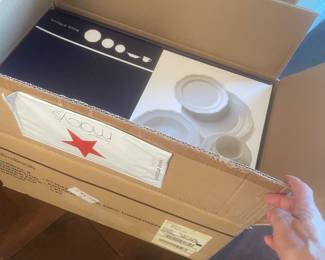 New Mikasa 40 piece China set