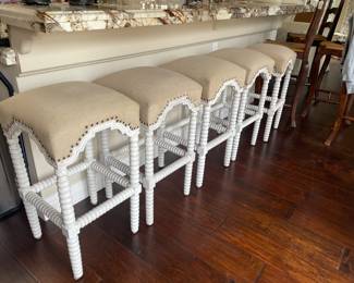 Spindle abacus barstools