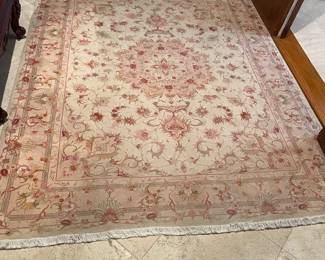 Peshawar hand knotted rug