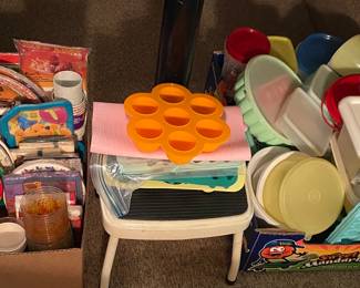 Assorted Kitchenware