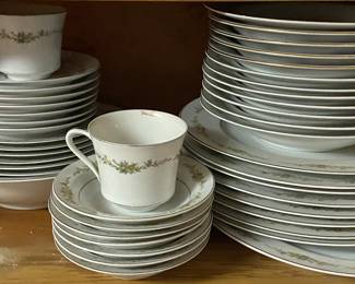 Westchester Four Crown China