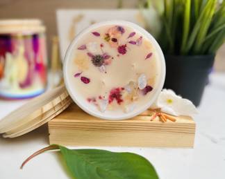 Motek Essentials Organic Candle Selection