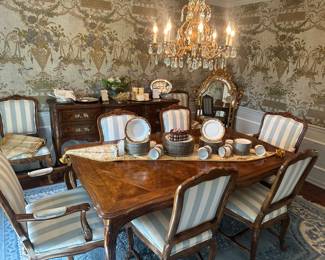 Drexel Heritage Dining Room Table & Chairs