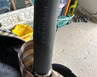 Burberry Golf Bag Complete with Matching Umbrella, Towel, Bag Cover & Head Covers (Never Used)