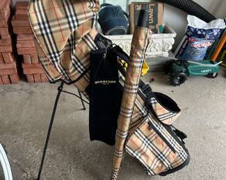 Burberry Golf Bag Complete with Matching Umbrella, Towel, Bag Cover & Head Covers (Never Used)
