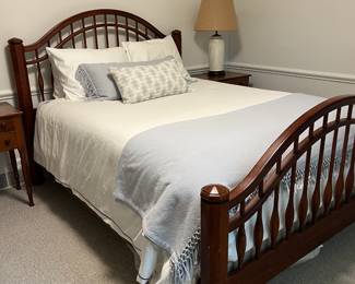 Queen bed with like new mattress set