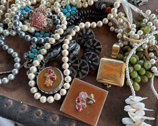 Vintage Jewelry