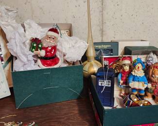 Kurt Adler Vintage Santa Ornament and Wizard of Oz 4 pc Ornaments.