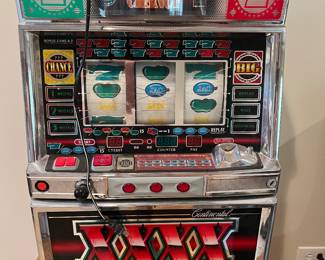 Aruze 2001 slot machine