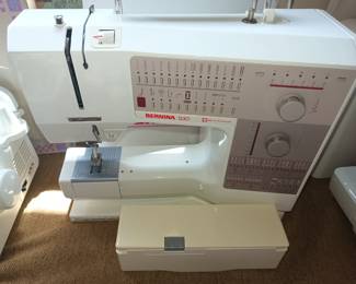 Bernina 1230 Sewing machine