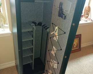 Gun safe interior