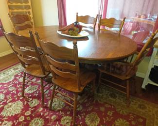Beautiful dining tabler