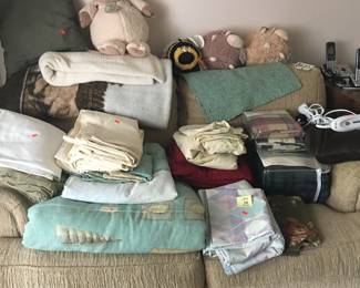 Linens
Loveseat
