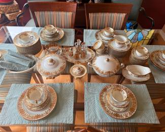 Noritake - Gorgeous Gold Accented China Set from the 50s...it's really beautiful