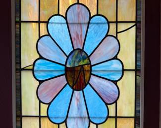 OK This Stained Glass Daisy is unreal in person