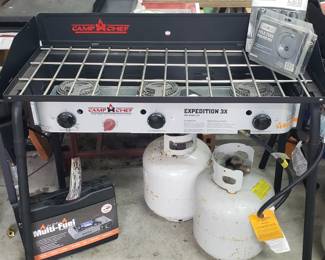 Camp Chef 3 burner, like NEW