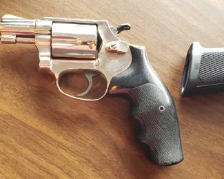 S&W - Airweight - .38
