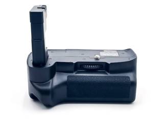 Vivitar Battery Grip for Nikon D3100 DSLR Cameras