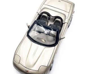 Welly 1999 Chevrolet Corvette 1:18 Die-Cast Model