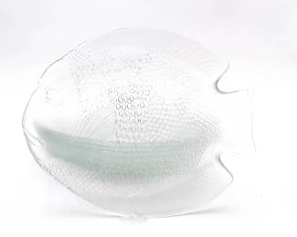 Set of 8 Arcoroc France Glass Fish Plates